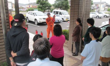 ポレスター鶴町公園　防災訓練　２０１５年１１月１４日開催